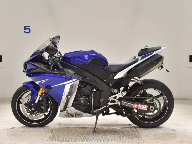 Yamaha YZF-R1  с аукциона в Японии