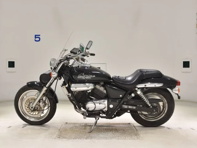 Honda MAGNA 250  с аукциона в Японии