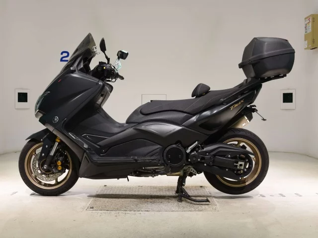 Yamaha T-MAX530-2  с аукциона в Японии