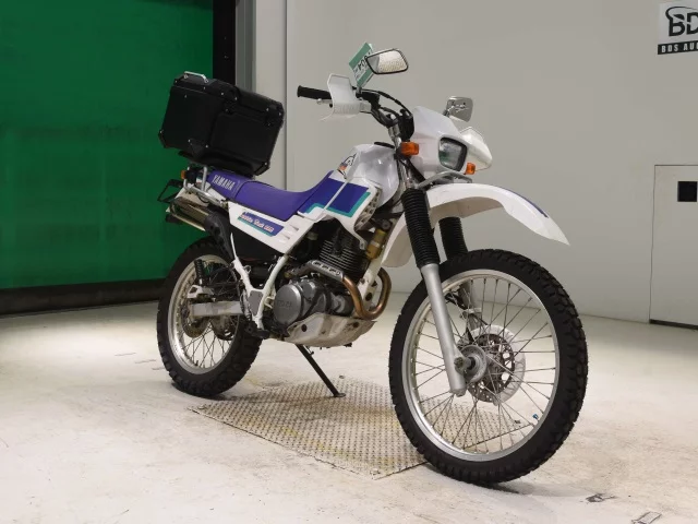 Yamaha SEROW 225W  с аукциона в Японии