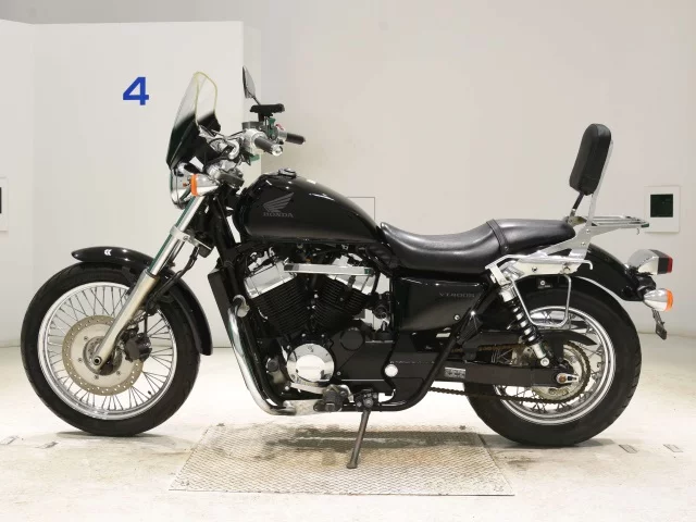 Honda VT400S  с аукциона в Японии