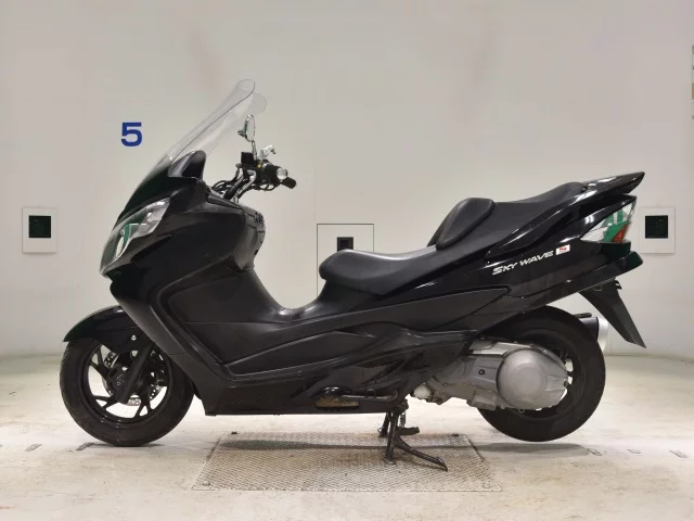 Suzuki SKYWAVE 250S-3  с аукциона в Японии