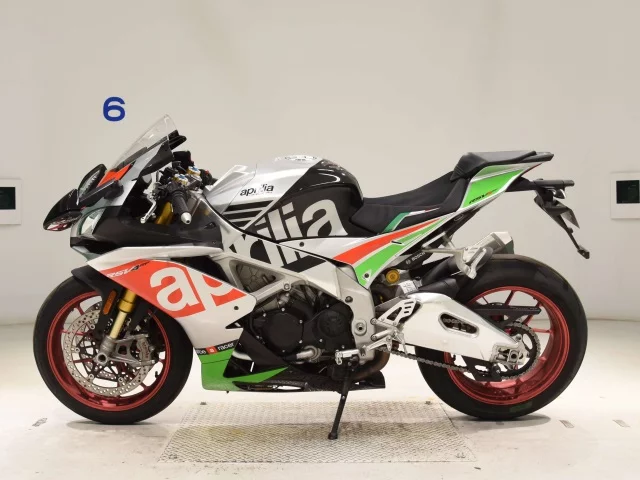 Aprilia APRILIA RSV4RF  с аукциона в Японии