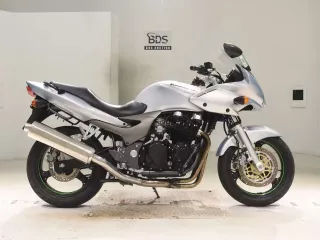 Kawasaki ZR-7S  с аукциона в Японии
