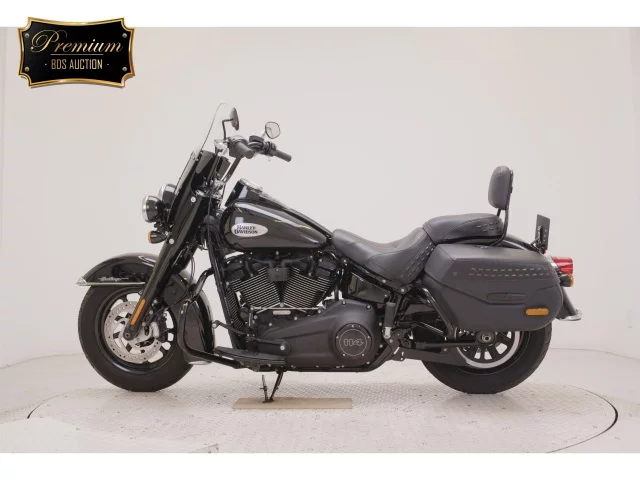 Harley-Davidson HARLEY FLHCS1870  с аукциона в Японии