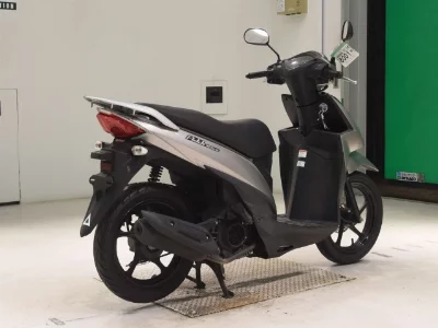 Suzuki ADDRESS110-2