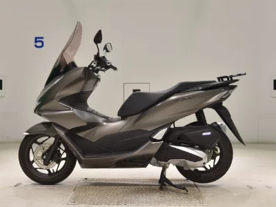 Honda PCX125-4