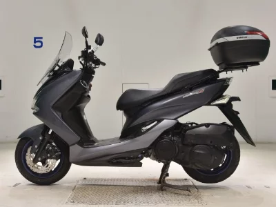 Мотоцикл из Японии Yamaha MAJESTY 155S-2