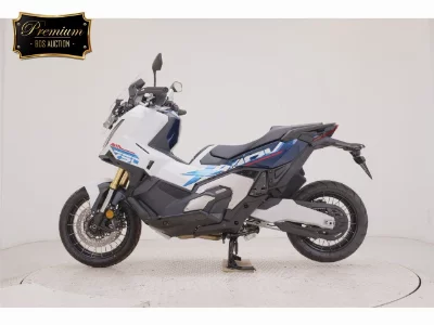 Honda X-ADV750-2
