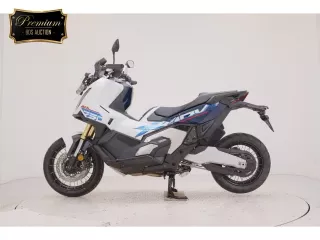 Honda X-ADV750-2