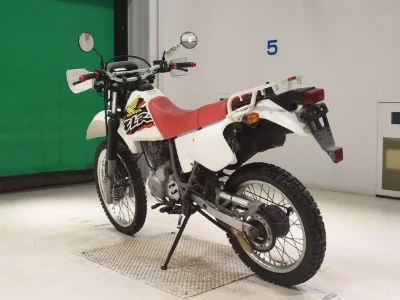 Honda XLR125R с аукционов Японии
