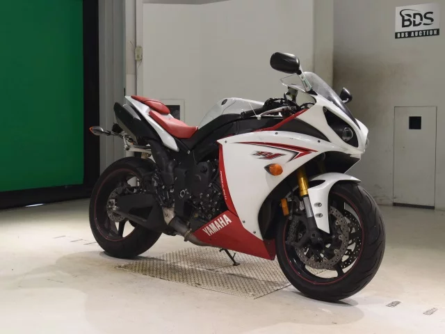 Yamaha YZF-R1  с аукциона в Японии