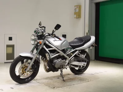 Suzuki BANDIT250-2