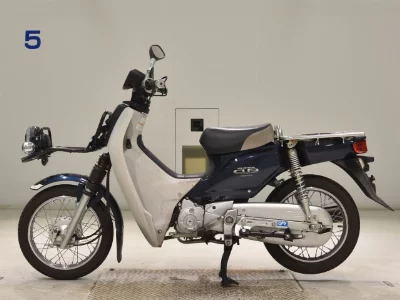 Honda C110-2