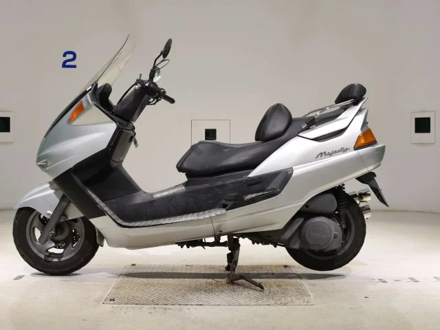 Yamaha MAJESTY 250  с аукциона в Японии