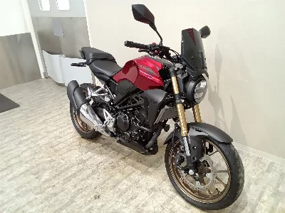 Honda CB250R