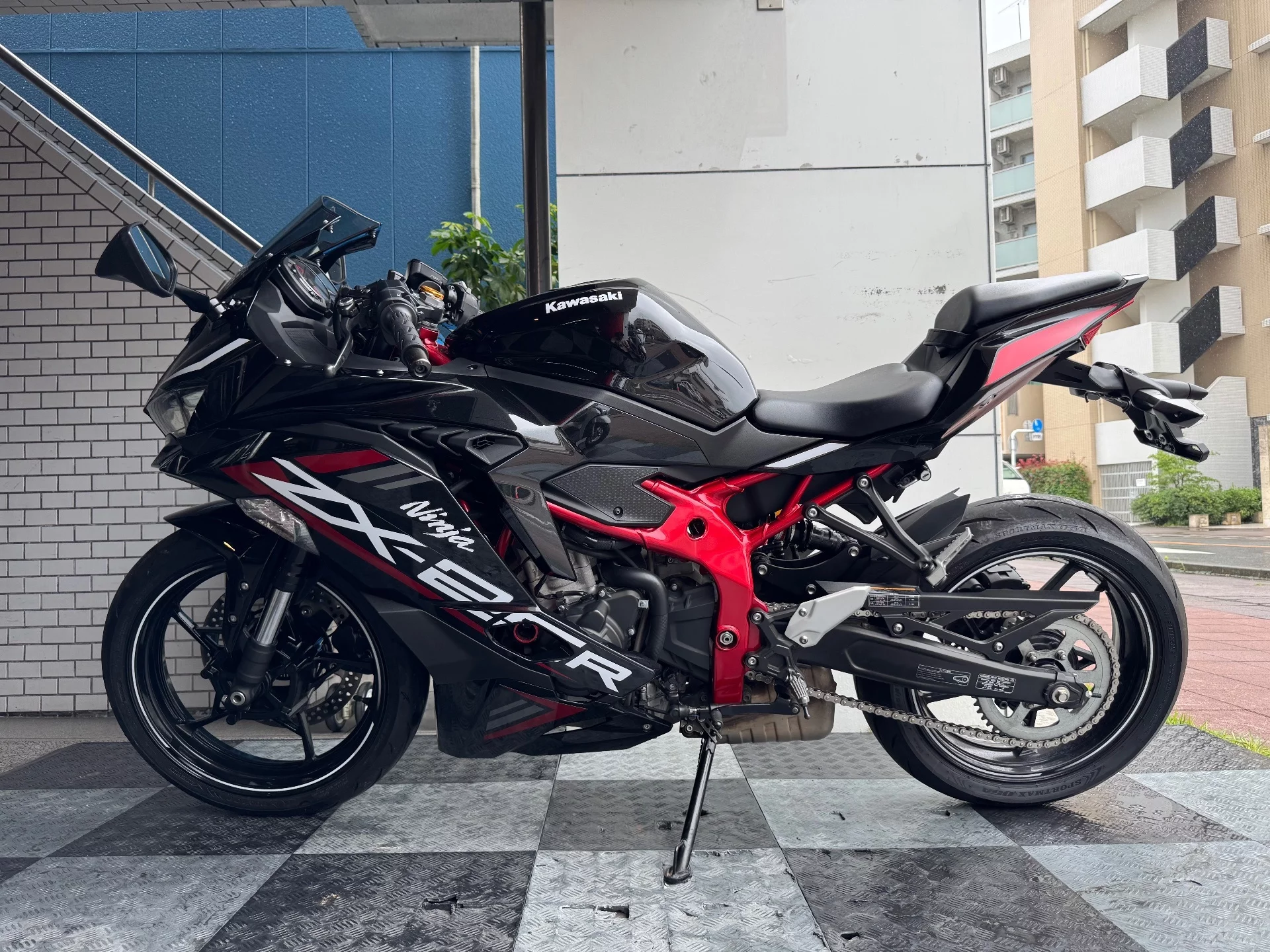 Kawasaki NINJA ZX-25R  с аукциона в Японии