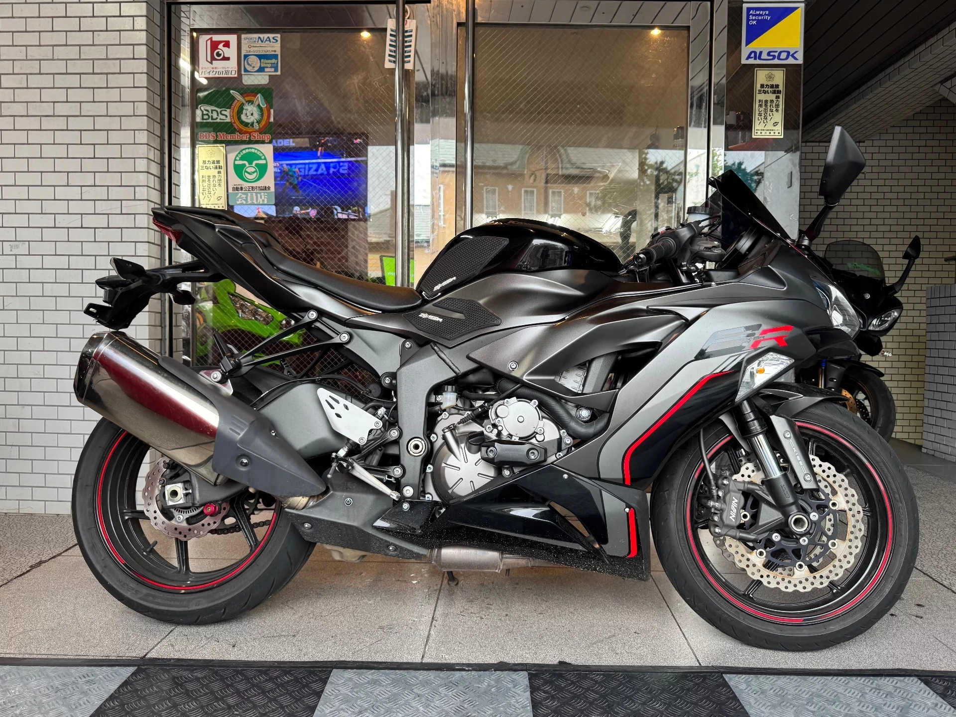 Kawasaki NINJA ZX-6R  с аукциона в Японии