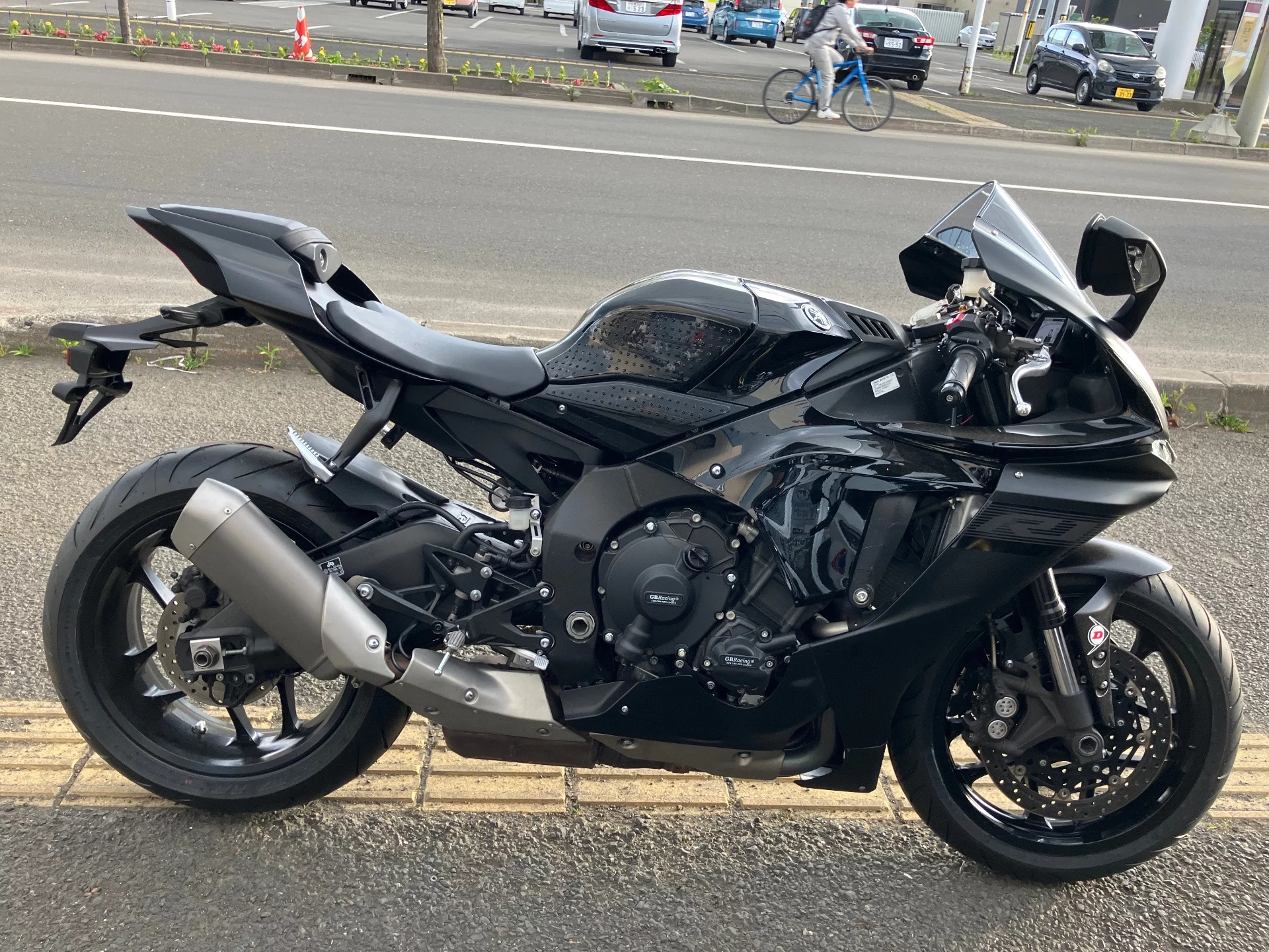 Yamaha YZF-R1 2021