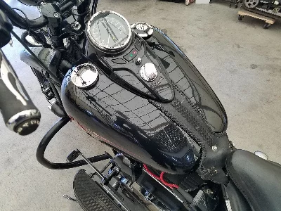 Harley-Davidson HARLEY FLSTSB