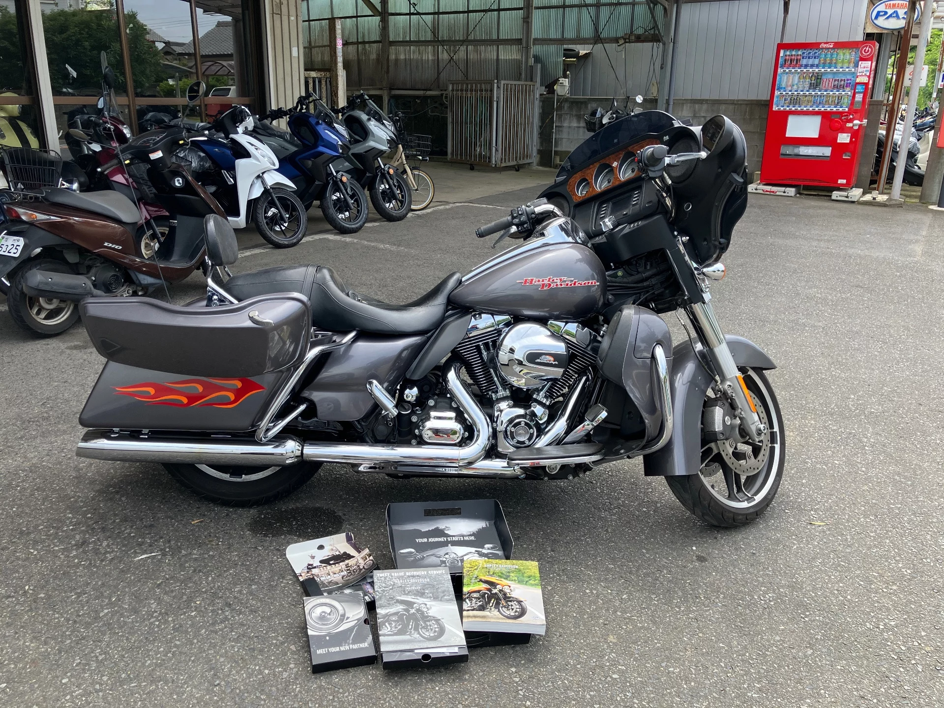 Harley-Davidson HARLEY FLHX1580  с аукциона в Японии