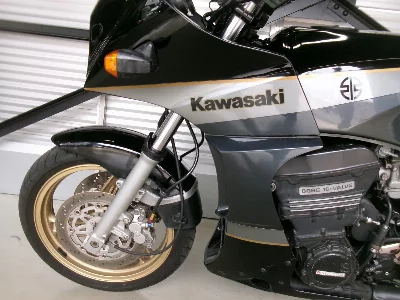Kawasaki GPZ900R