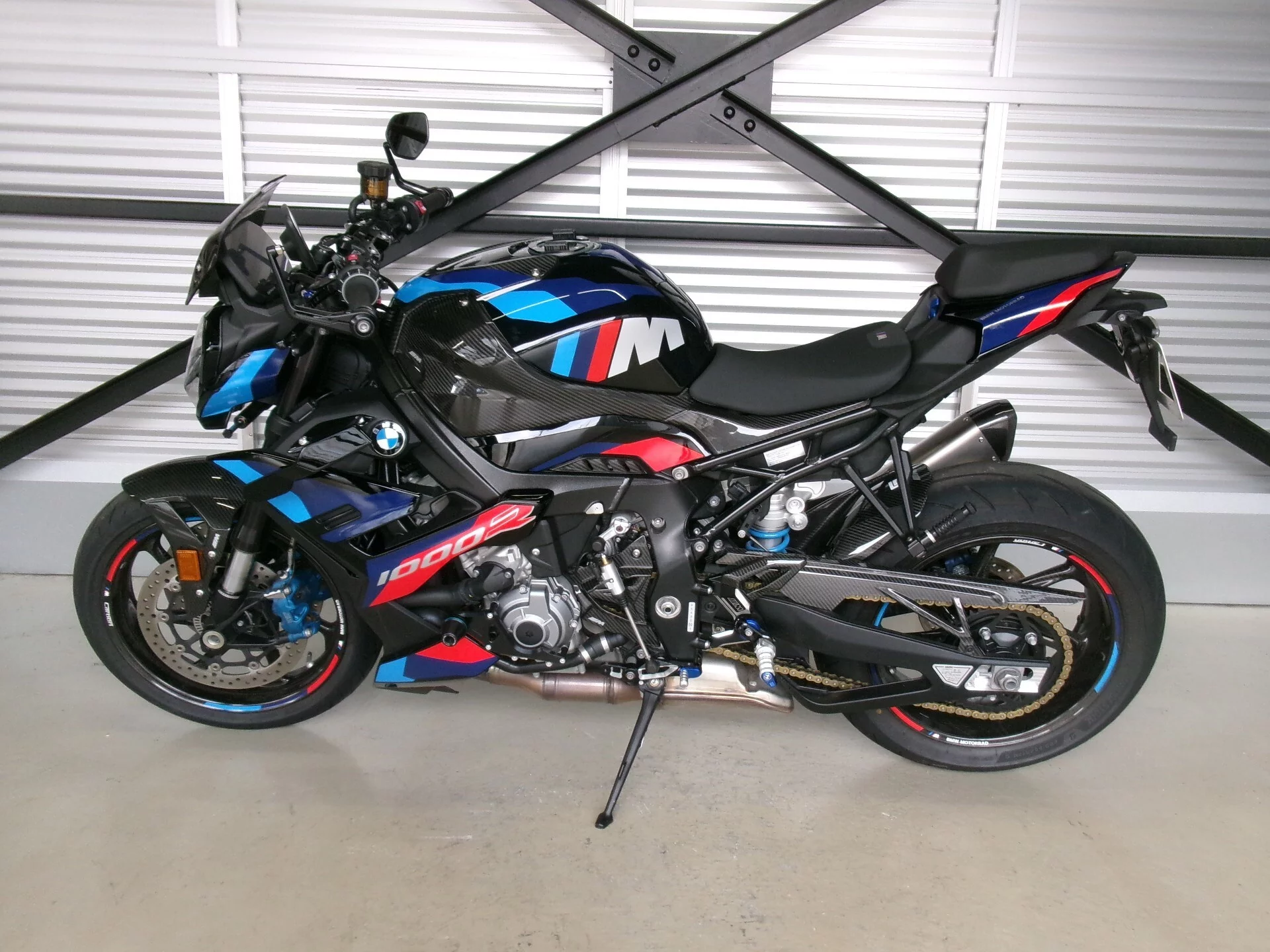 BMW BMW M1000R  с аукциона в Японии
