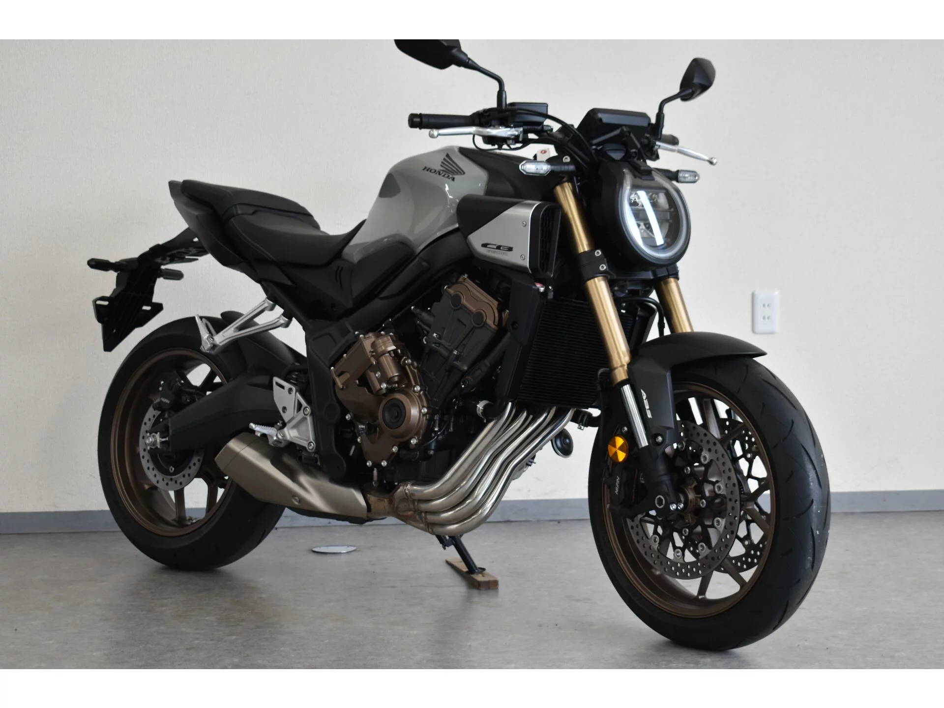 Honda CB650R E-CLUTCH  с аукциона в Японии