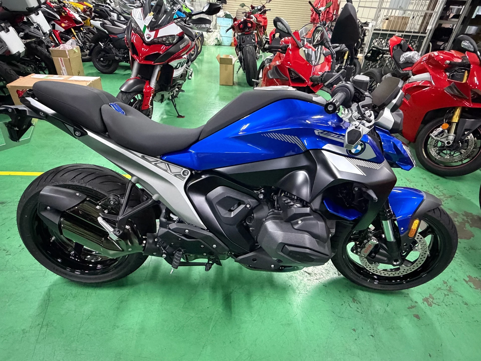 BMW BMW R1300R ASA  с аукциона в Японии