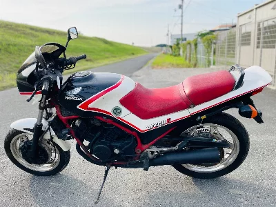 Honda VF400F