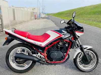 Honda VF400F