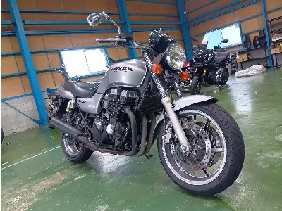 Honda CB750L TRAINING CAR