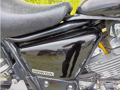 Honda V-TWIN MAGNA