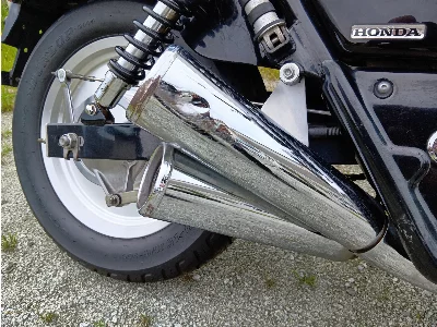 Honda V-TWIN MAGNA