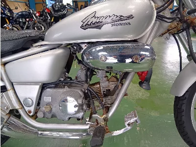 Honda MAGNA 50