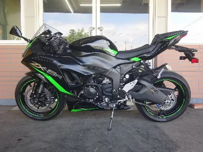 Kawasaki NINJA ZX-6R