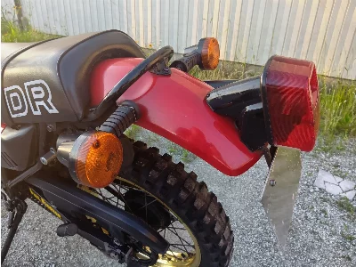 Suzuki DR250S