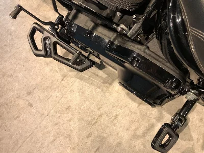 Harley-Davidson HARLEY FLFBS