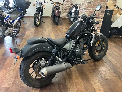 Honda REBEL