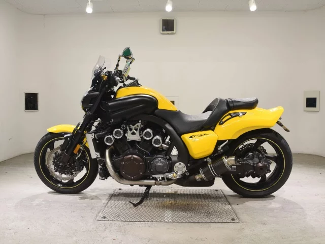 Yamaha V-MAX-2  с аукциона в Японии