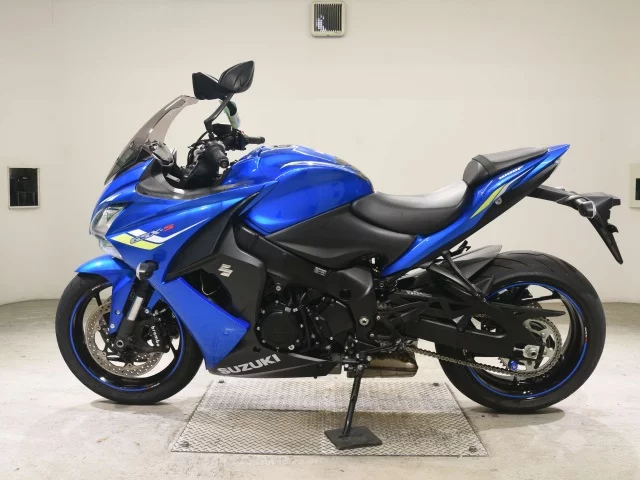 Suzuki GSX-S1000F 2021