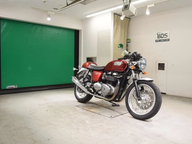 Triumph TRIUMPH THRUXTON  с аукциона в Японии