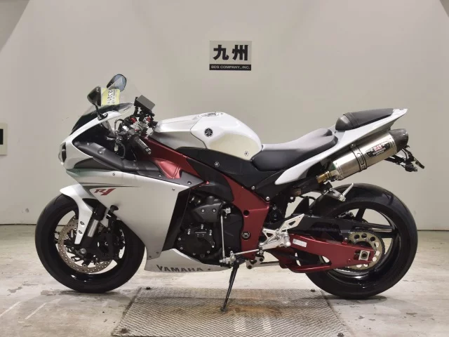 Yamaha YZF-R1  с аукциона в Японии