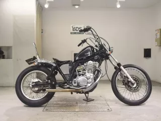 Yamaha SR400-4  с аукциона в Японии