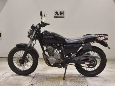 Honda CB223S