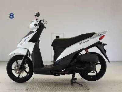 Suzuki ADDRESS110-2
