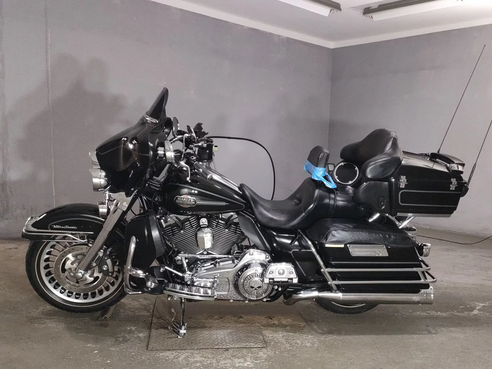 Harley-Davidson HARLEY FLHTCU1580  с аукциона в Японии