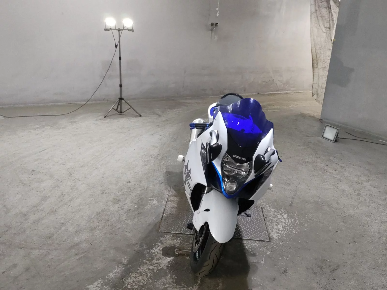 Suzuki GSX1300R HAYABUSA  с аукциона в Японии