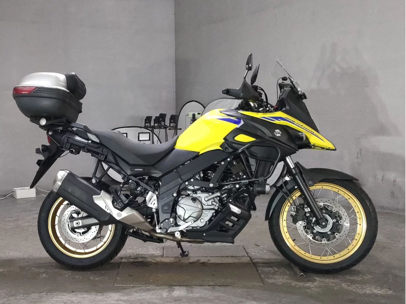 Suzuki V STROM 650XT  с аукциона в Японии