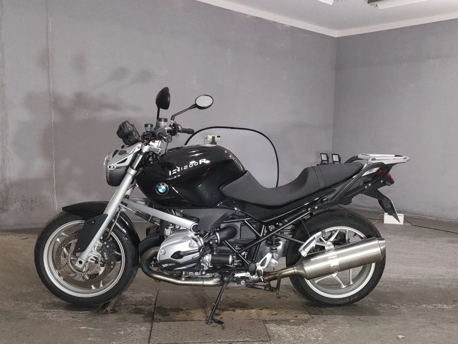BMW BMW R1200R  с аукциона в Японии